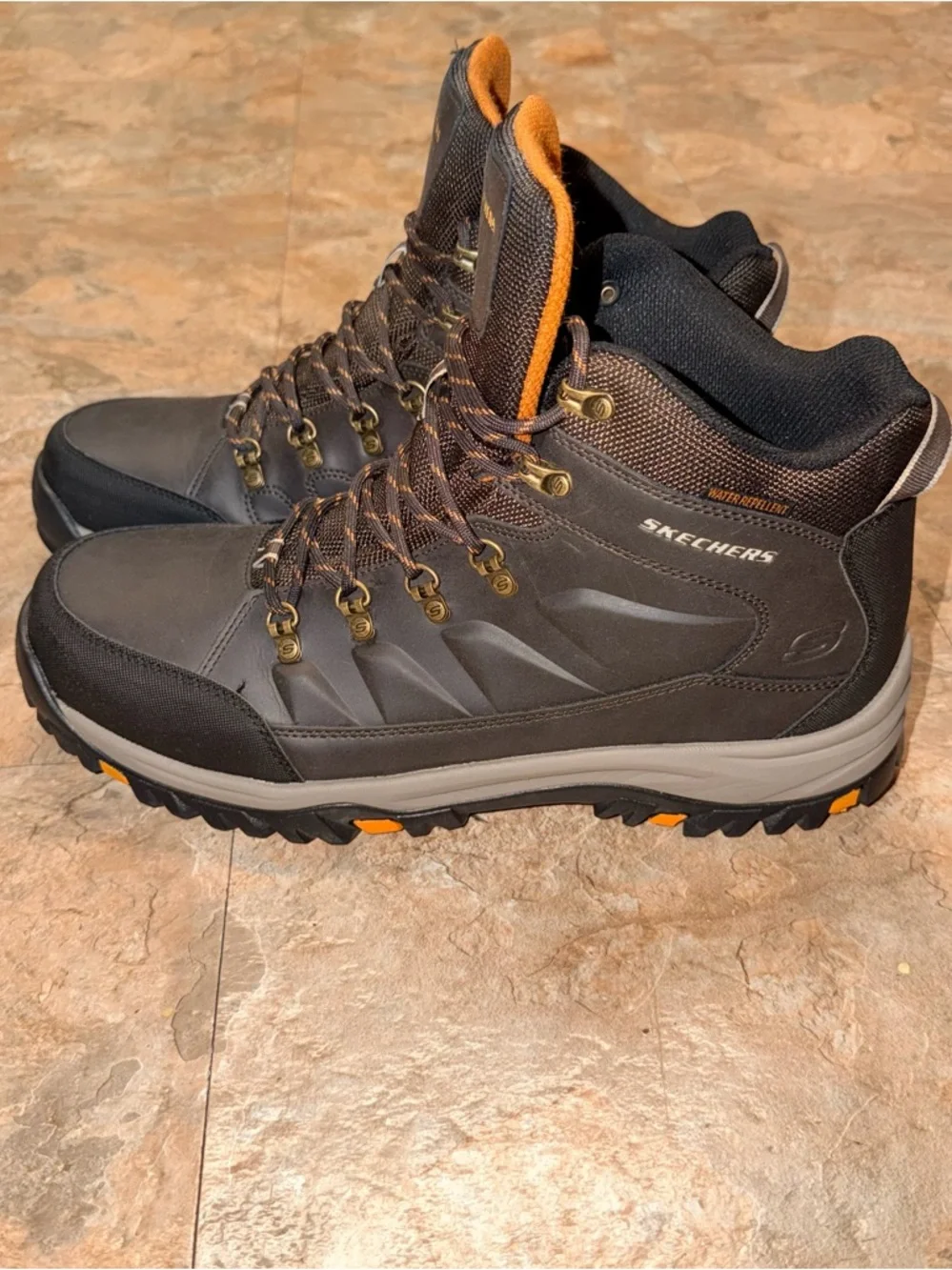 SKECHERS MENS RELMENT-DAGGETT HIKING BOOTS IN CHOCOLATE #204642 SIZE 14 - NWOT
